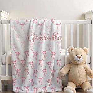 Manta personalizada con lazo rosa y nombre para bebé – Manta para recién nacidos Coquette – Regalo para baby shower, manta para cochecito, sherpa con nombre para bebé