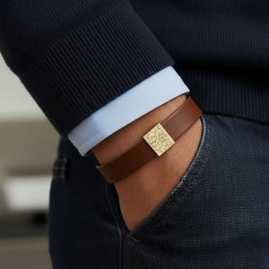 Premium graverat läderarmband för män, armband med dolda meddelanden för män, mattsvart läderarmband för honom, presenter till pojkvännen med stjärnkarta