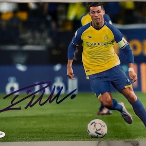 Foto autografiada de Cristiano Ronaldo del Al-Nassr FC (8x10)