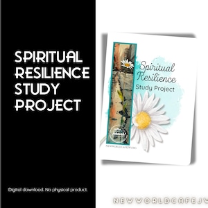 Op de afbeelding: Een wit studieprojectboekje getiteld Spiritual Resilience Study Project met een verticaal paneel met een madeliefje-illustratie, een blauwe aquarelspat en de tekst NewWorldCafeJW.org. De omslag bevat een klein rond logo.