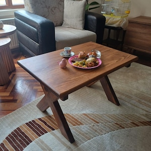 Handmade Oak Coffee Table: Rustic Mid-Century Style