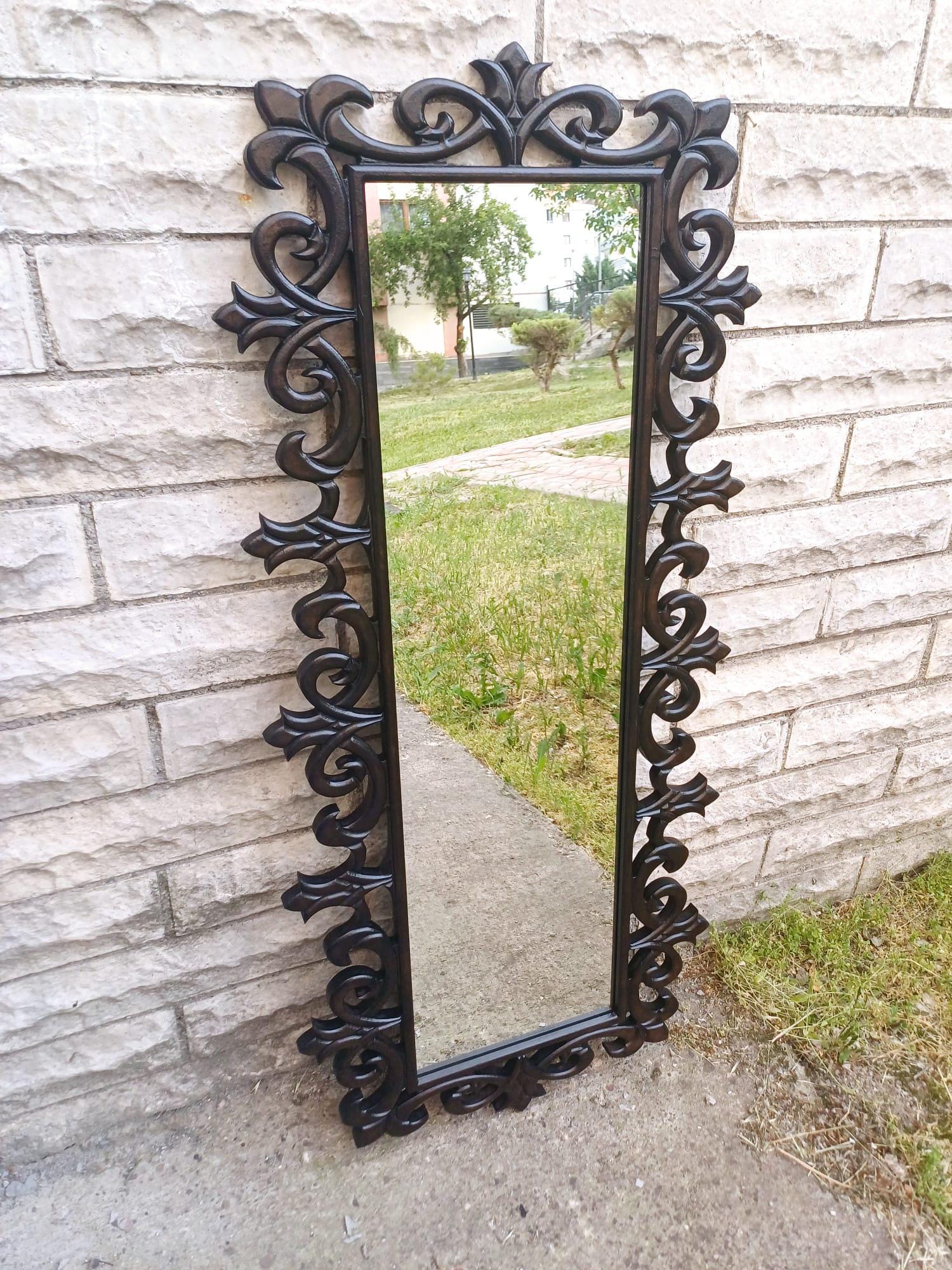Wooden Gothic Full Body Mirror: Antique Brown Baroque Photo Frame