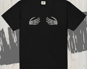 Skelett Hände Komfort Farben Tshirt, Skelett Boob Grab Shirt, lustiges Halloween Skelett Shirt, Halloween Party Geschenk