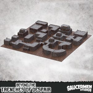Puede incluir: Un conjunto de terreno modular para juegos de mesa que representa un diseño de ciudad. El conjunto incluye varios edificios, fortificaciones y caminos, todos en color gris oscuro. La base es de color marrón. El texto "Beyond the Trenches of Despair" está en la parte inferior.