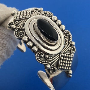 Designer BA Suarti sterlingzilveren zwarte onyx Balinese statement-manchetarmband