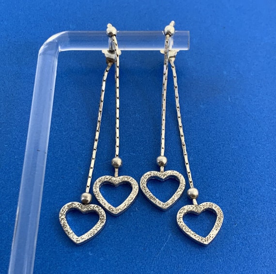 Sterling Silver Marc Heart Dangle Earings Sterling Silver Marc Heart Dangle Earings
