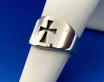 James Avery Sterling Silver 925 Wide Crosslet Designer Size 4.75 Cross Ring