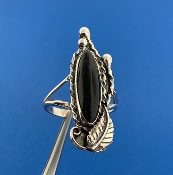 Very Intricate Matrix Vintage Native American Navajo Sterling Silver Leaf Ring Old Very Intricate Matrix Vintage Native American Navajo Sterling Silver Leaf Ring Old