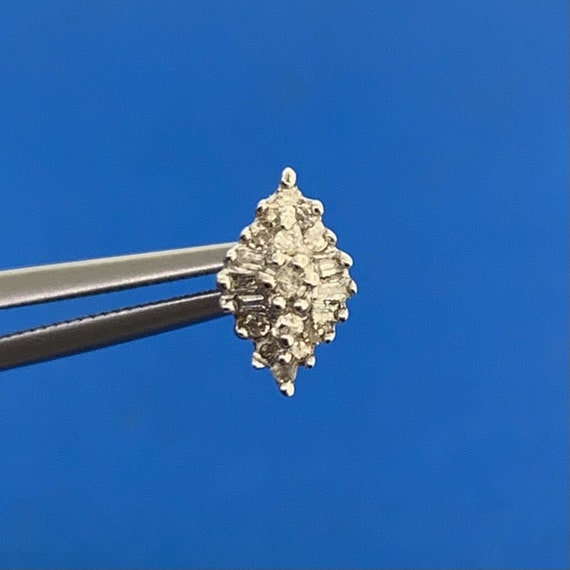 Designer 10K Yellow Gold Diamond Cluster Stud Ear… - image 3