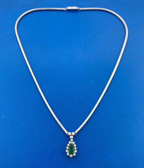 Gorgeous 18k White Gold Pear Cut Emerald Diamond … - image 2