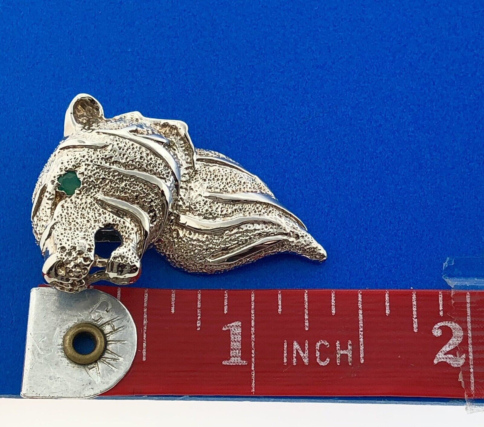 Lion Emerald Eyes - Etsy