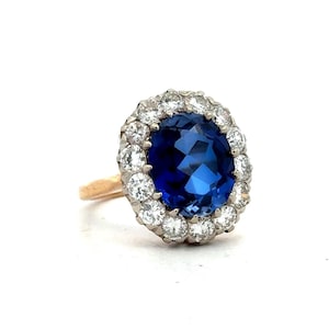 Estate 14K Yellow Gold Oval Blue Sapphire Round Diamond Halo Cocktail Ring