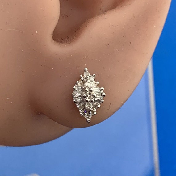 Designer 10K Yellow Gold Diamond Cluster Stud Ear… - image 1