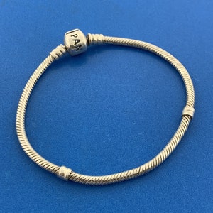 Authentic Pandora 925 Sterling Silver Signature Barrel Clasp Bracelet 590702