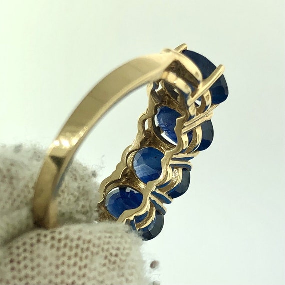 10k Yellow Gold 4 Carat Sapphire Ring - image 6