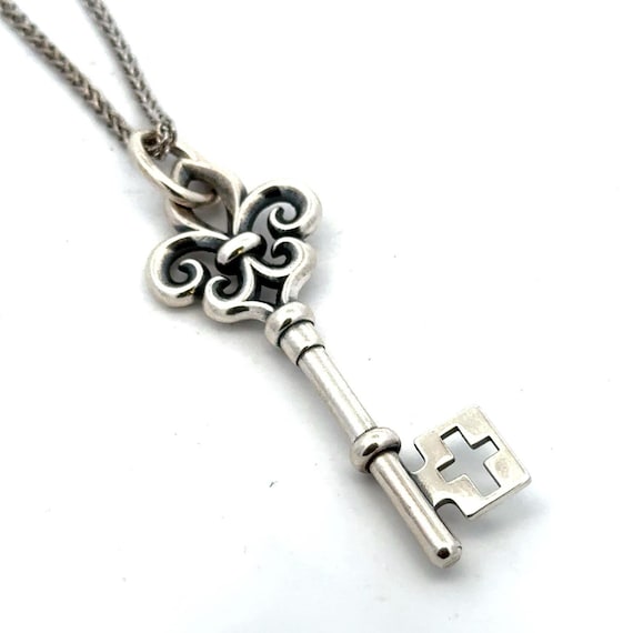 Retired James Avery Sterling Silver Fleur De Lis Key of St Mary