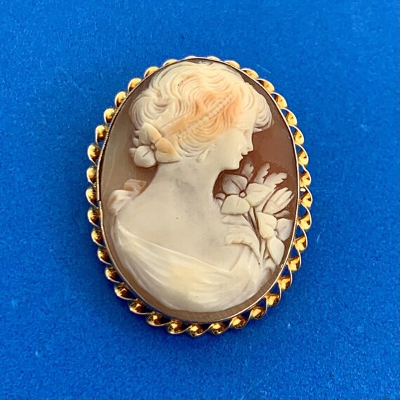 Vintage 10K Yellow Gold Carved Peach Cameo Twiste… - image 3
