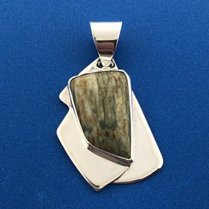 Jay King Desert Rose Trading Sterling Silver Jasper Cabochon Modernist Pendant
