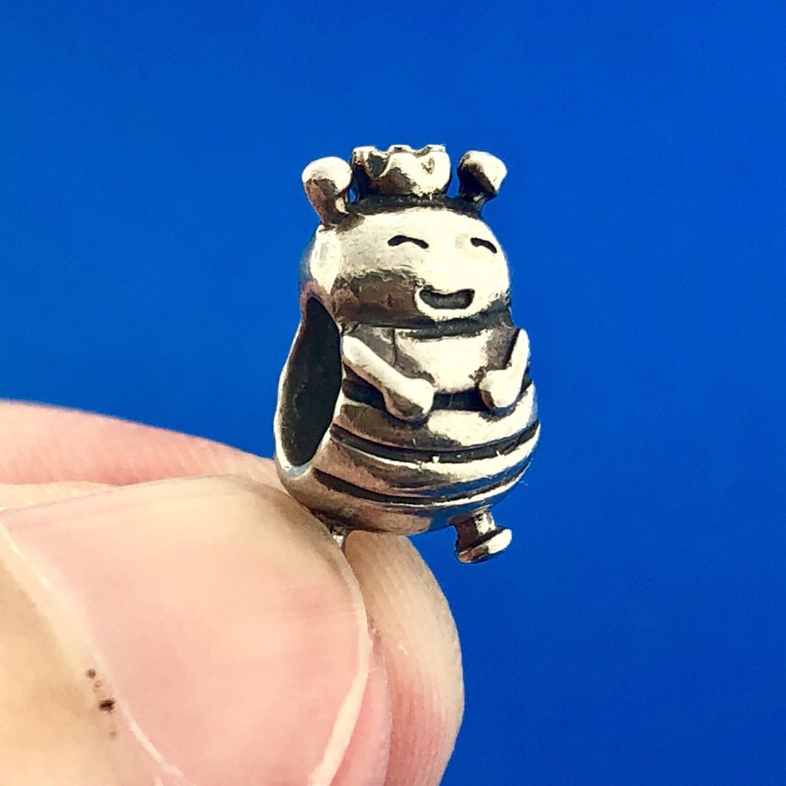 Designer 925 Sterling Silver Queen Bee Smiling Honey Bee Designer 925 Sterling Silver Queen Bee Smiling Honey Bee