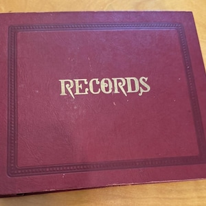 1960&#39;s Red Leather RECORDS Book Containing Ten 45 Mixed Artists Vinyl Lot