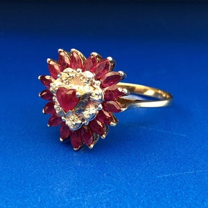 Pierścionek Vintage 14K z żółtego białego złota z rubinem i diamentami w kształcie serca, lipiec, ukochana