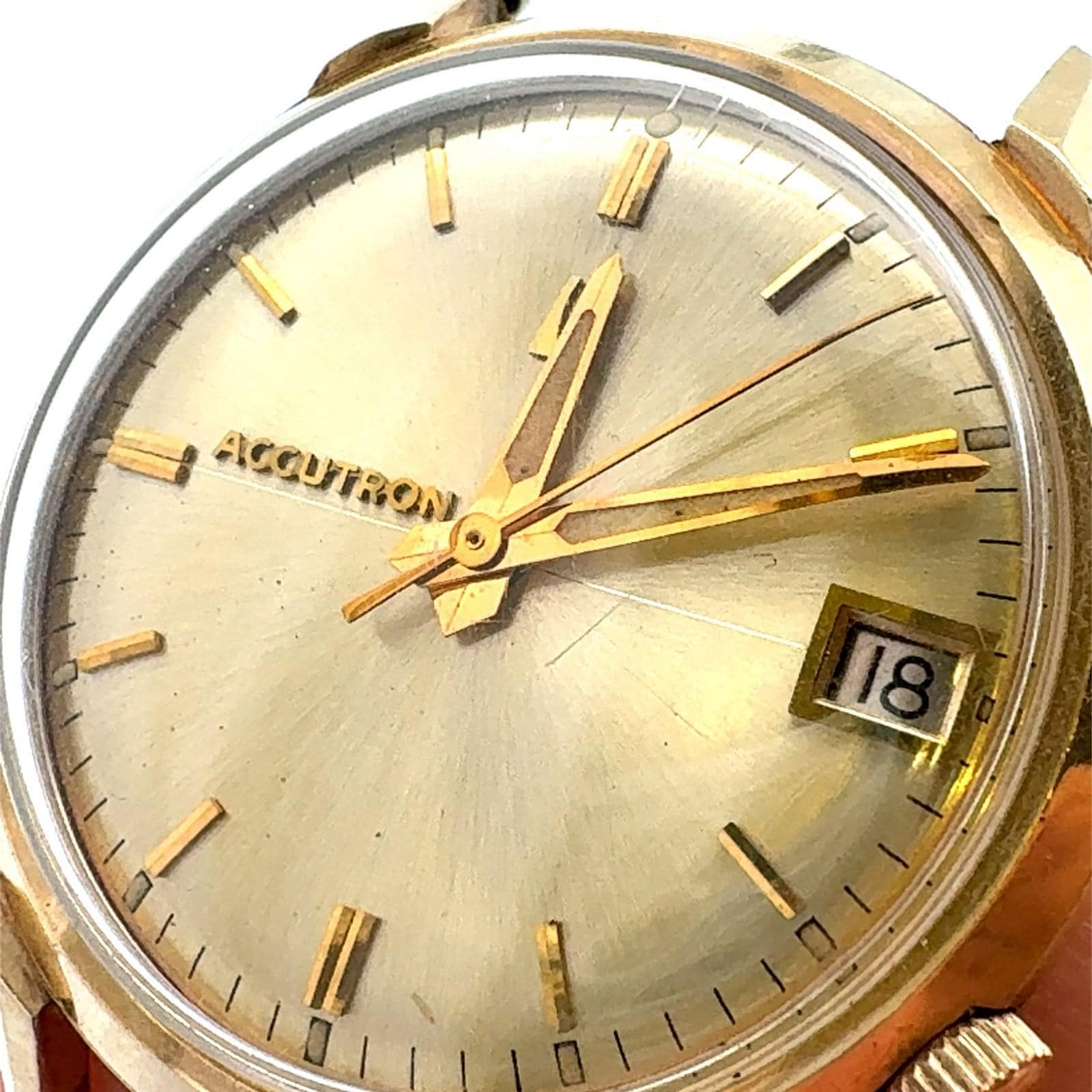 Gold bulova accutron Italia