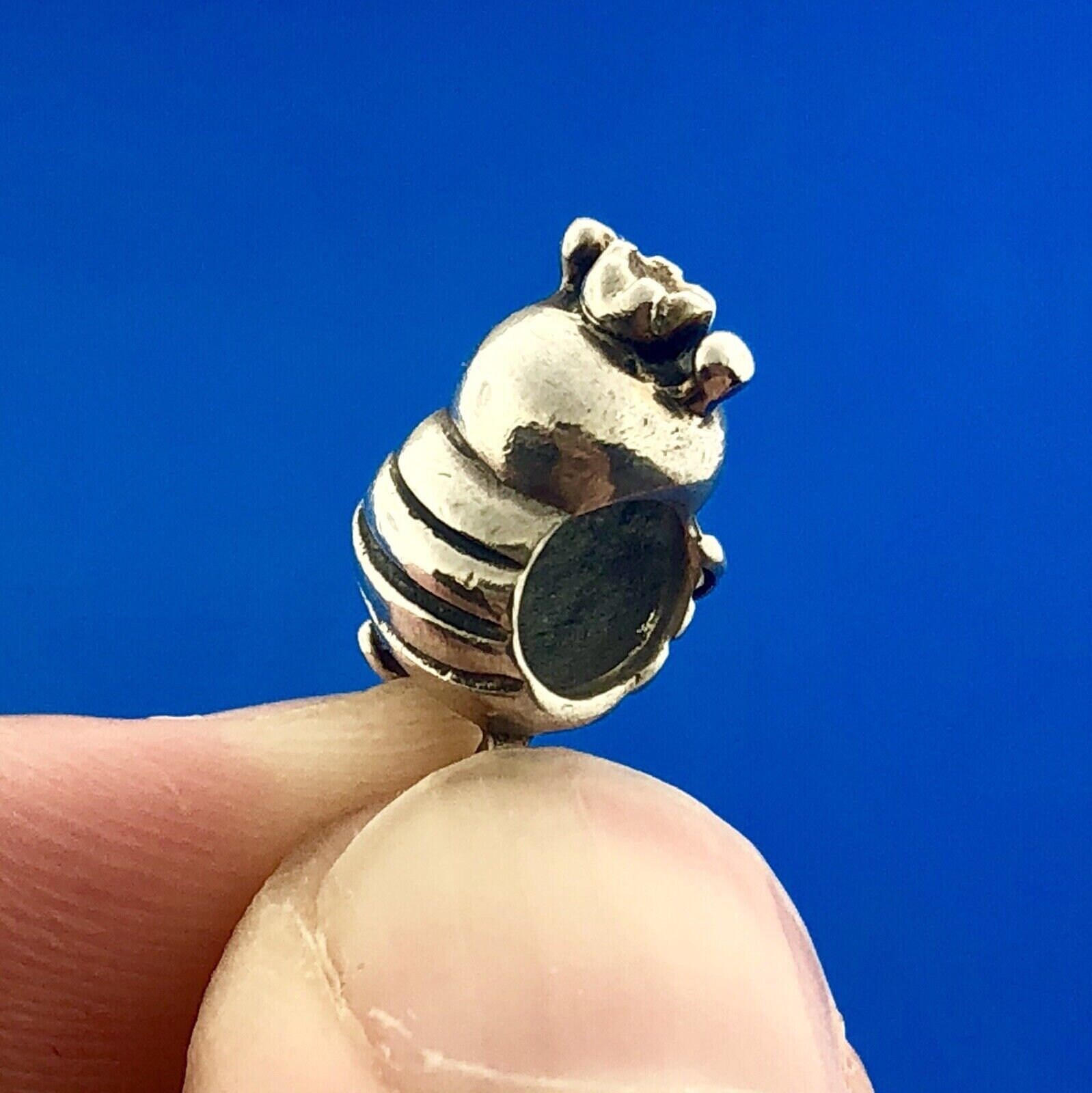 Designer 925 Sterling Silver Queen Bee Smiling Honey Bee Designer 925 Sterling Silver Queen Bee Smiling Honey Bee