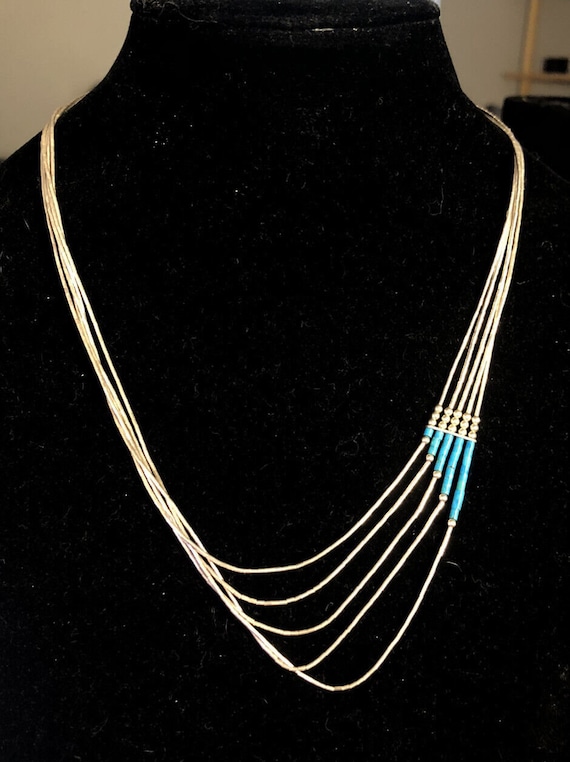 Hand Wrought Vintage Native American Navajo Sterling Silver Graduating Bead Necklace Hand Wrought Vintage Native American Navajo Sterling Silver Graduating Bead Necklace