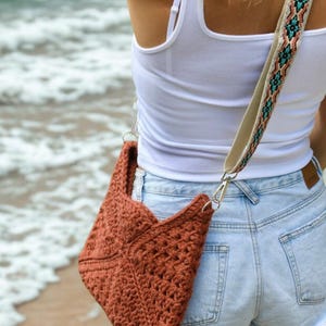 Crochet Granny Square Bag Pattern, Crochet Handbag Pattern, Granny Square Purse Pattern, Easy Crochet Bag Pattern, Crochet Purse Pattern image 5