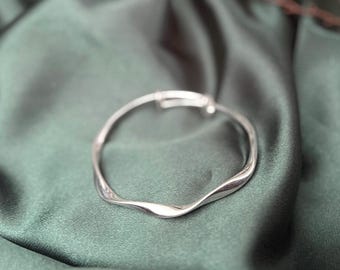 Fine silver twisted womens mobius bracelet bangle jewellery fully adjustable & gift bag | Personalised Name with Box - Bridesmaid Wedding