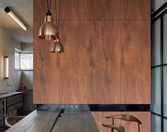 Vinil adesivo com textura de madeira em tons de marrom avermelhado rústico – 60 cm x 300 cm