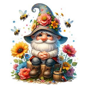 Op de afbeelding: Een grillige illustratie van een tuinkabouter. De kabouter, met een lange witte baard en blauwe ogen, draagt een hoed versierd met bloemen. Bijen zoemen rond de kabouter, omringd door kleurrijke bloemen en een houten emmer. De kabouter zit op een boomstronk.