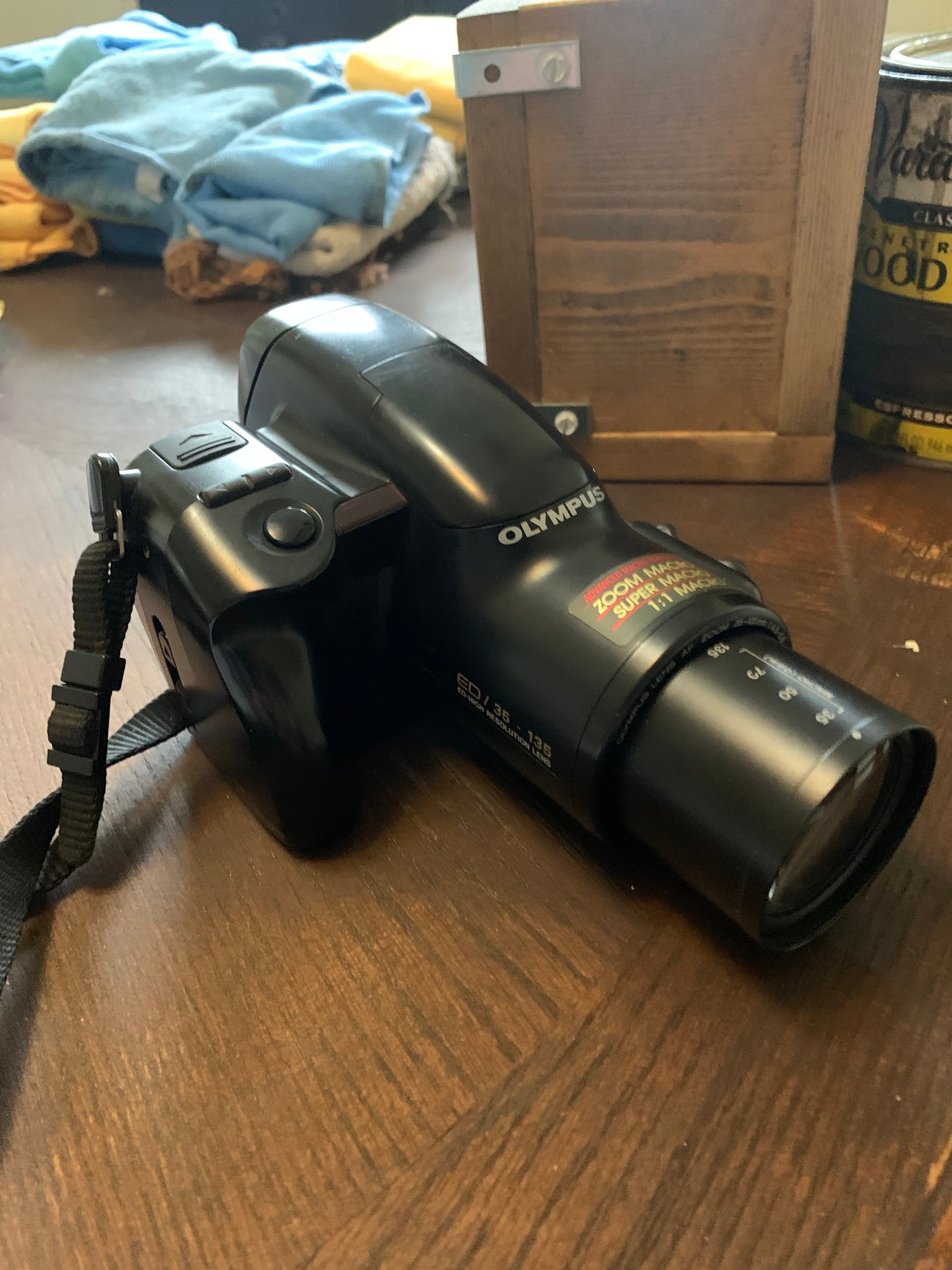Olympus zoom Marco camera (vintage)