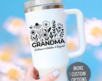Personalized Grandma Tumbler 40oz – Custom Floral Coffee Cup with Grandkids’ Names, Nana or Mimi Gift for Mother’s Day or Birthday