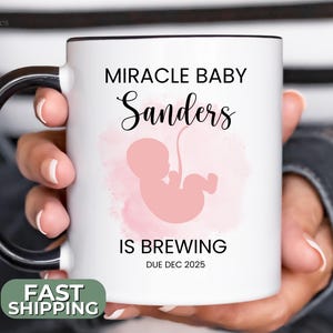Expecting Mom Mug – Pregnancy Announcement Coffee Cup – Baby Shower Gift for Mom to Be – Personalized New Parents Gift, Minimalist Style