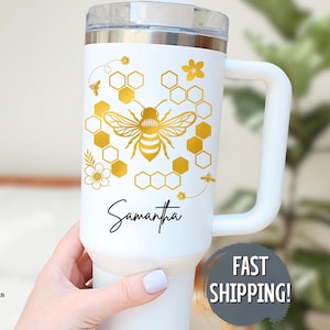 Bee Tumbler Personalized, 40oz Honeycomb Travel Cup, Custom Name Bee Lover Gift, Beekeeper Coffee Mug, Save the Bees Drinkware