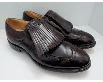 Zapatos de golf Johnston & Murphy Greenskeeper Wingtip Kiltie con tacos metálicos, talla 9.5 E/C