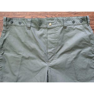 Filson Olive Green Shelter Cloth Shorts Hiking Fishing 7" Inseam Style 576 Sz 42 image 2