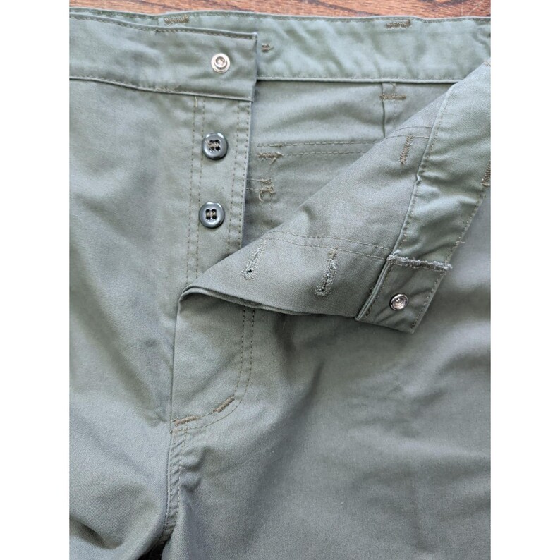 Filson Olive Green Shelter Cloth Shorts Hiking Fishing 7" Inseam Style 576 Sz 42 image 5