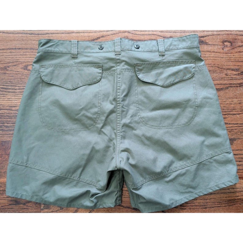 Filson Olive Green Shelter Cloth Shorts Hiking Fishing 7" Inseam Style 576 Sz 42 image 3
