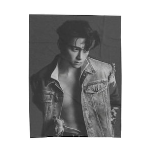 V Taehyung, Kpop BTS Army Cozy Blanket, Velveteen Gift For KPOP Music Fan, Birthday Present Gift for Best Friend, Gift ideas