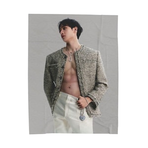 Bang chan skz, KPOP STRAYKIDS Cozy Black and White Blanket, Velveteen Gift For KPOP Music Fan, Birthday Present Gift for Best Friend