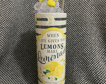 Tumbler with Resin topper (Free Shipping)Valentine's day, 20oz, great gift