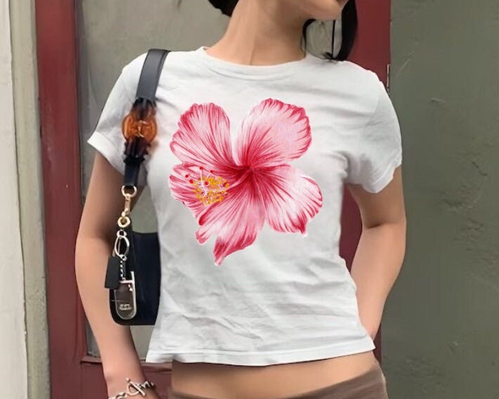 売れ筋商品|||コットンオン カットソー トップス レディース Women's 90S Baby Tee Hot hibiscus il_fullxfull.5898274635_boh0.jpg