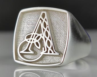 Gepersonaliseerde sterlingzilveren zegelring: gotisch monogram
