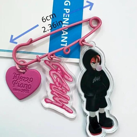 T X T Yeonjun GGUM Keychain / Pin / Charm - Etsy