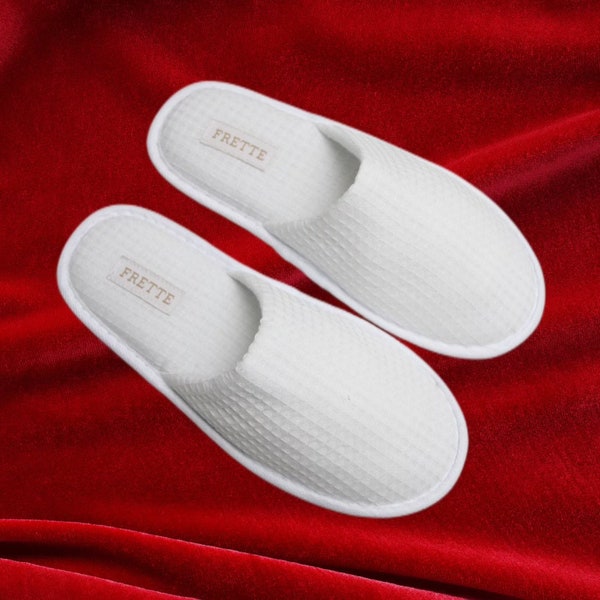 Frette Slippers Unisex Medium One Size Cotton Waffle Weave White Closed Toe Non-Slip Spa Hotel