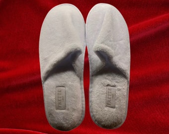 Frette Slippers Unisex One Size Large Cotton Velour Terry White Closed Toe Non-Slip Spa Hotel