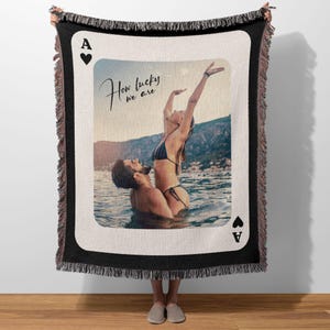 Foto personalizzata coppia coperta tessuta Lucky Aces gioco carta immagine arazzo tessuto arte da parete appendere coppie regalo carte da gioco accogliente arredamento camera da letto