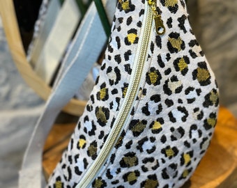 Customizable Fabric Belt Bag
